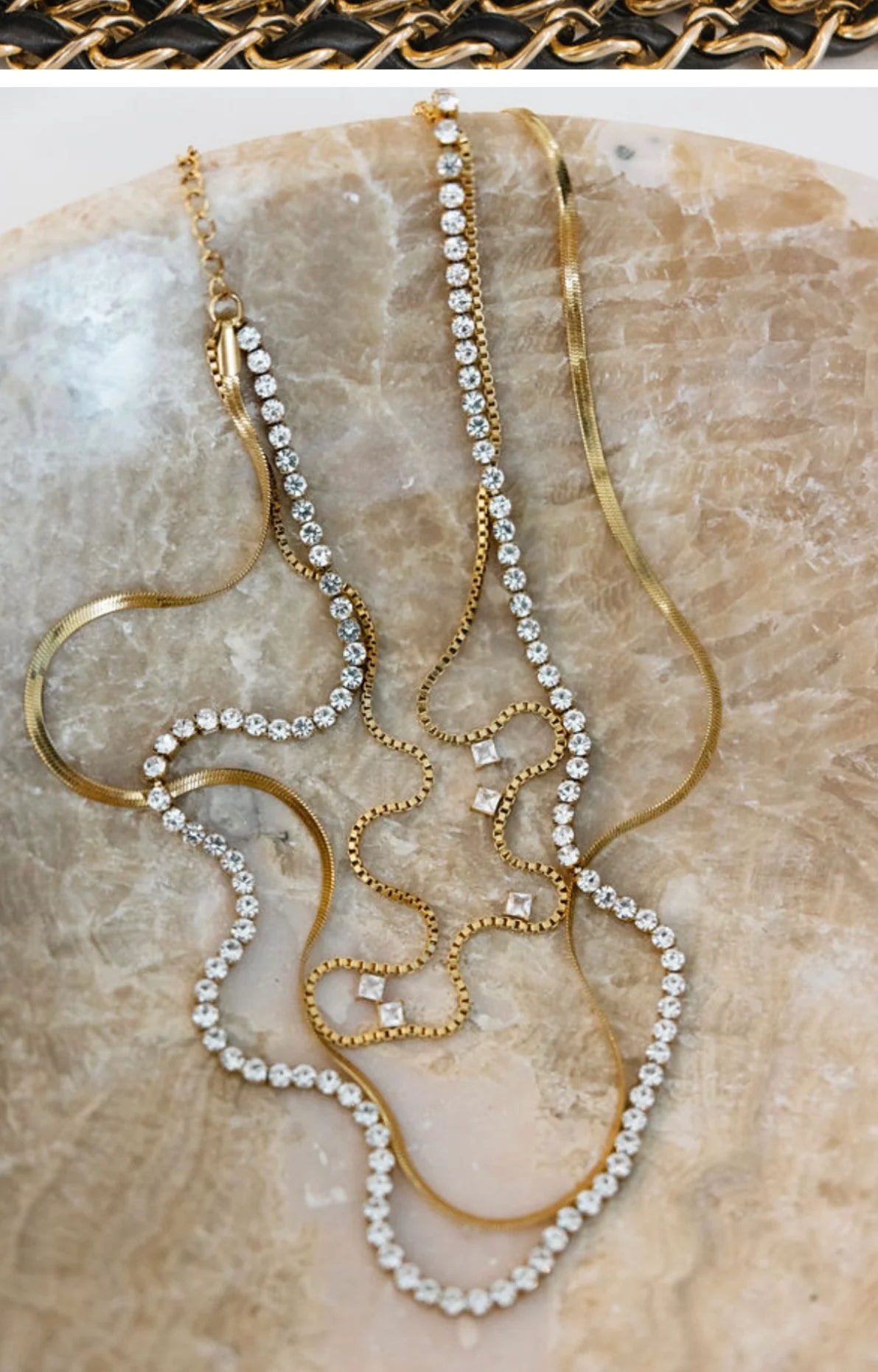 Leah necklace Chansutt