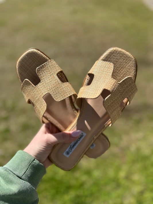 Sandy beach raffia sandals