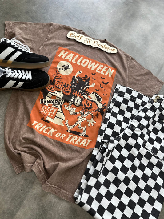 Retro Haunted House Halloween Tee
