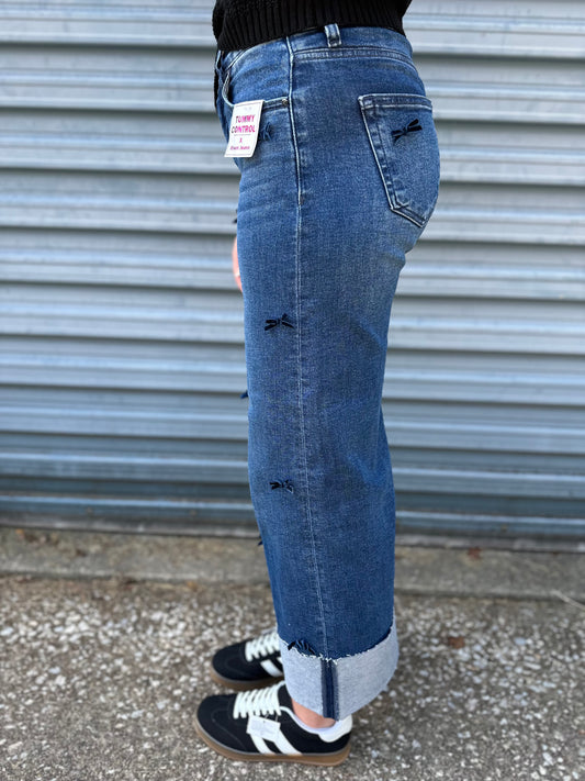 Pretty in bow jeans