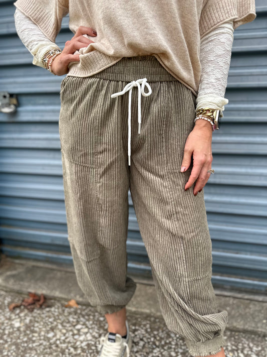 Everyday cozy corduroy pants