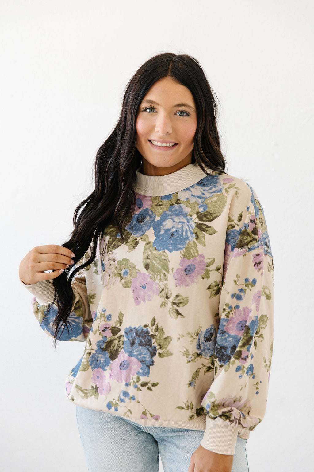 Vintage Bloom Sweatshirt | Cream
