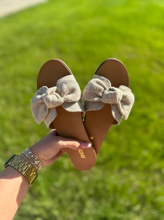 Knotty & nice sandals