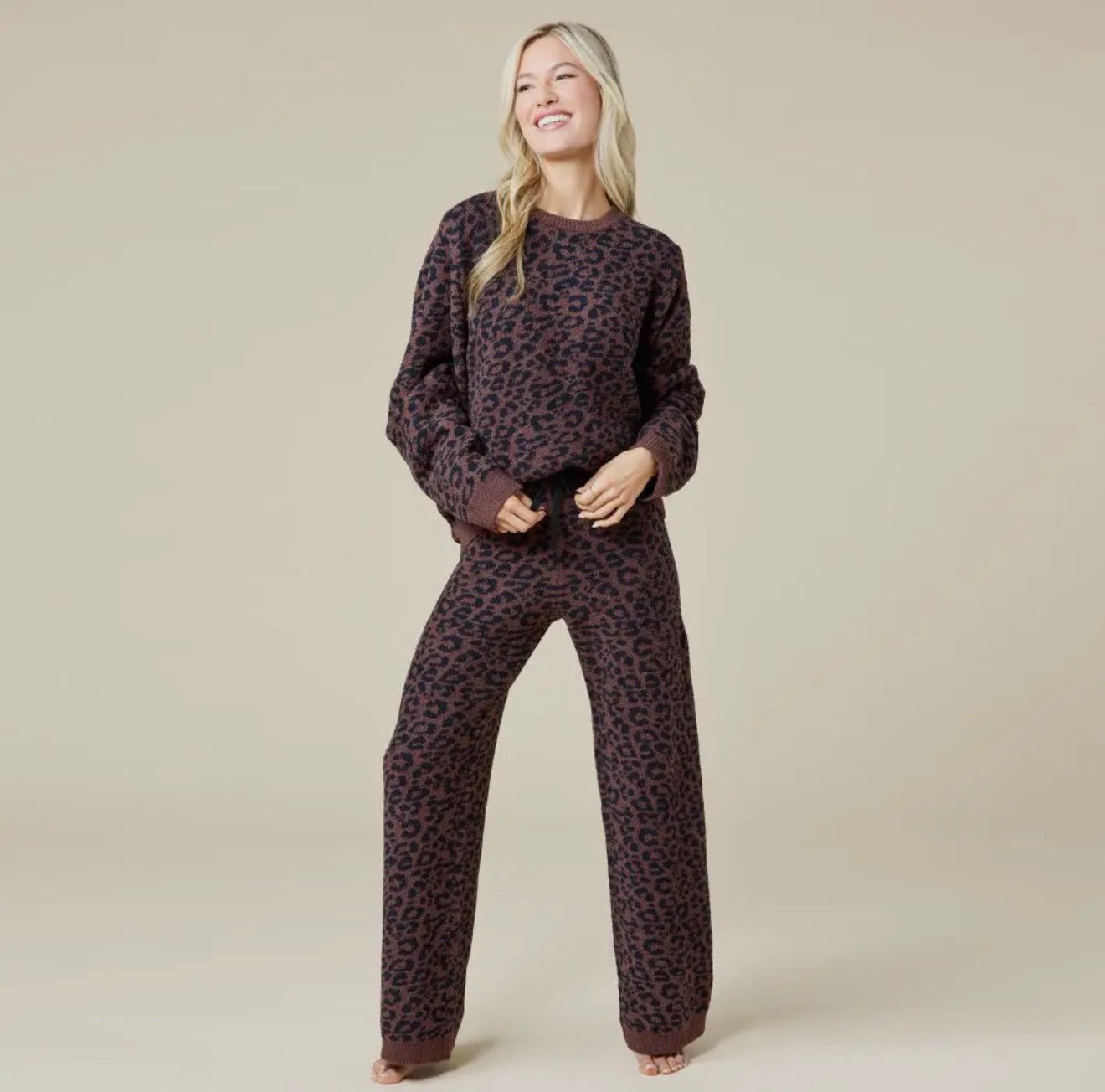 SOFTIES marshmellow lounge set