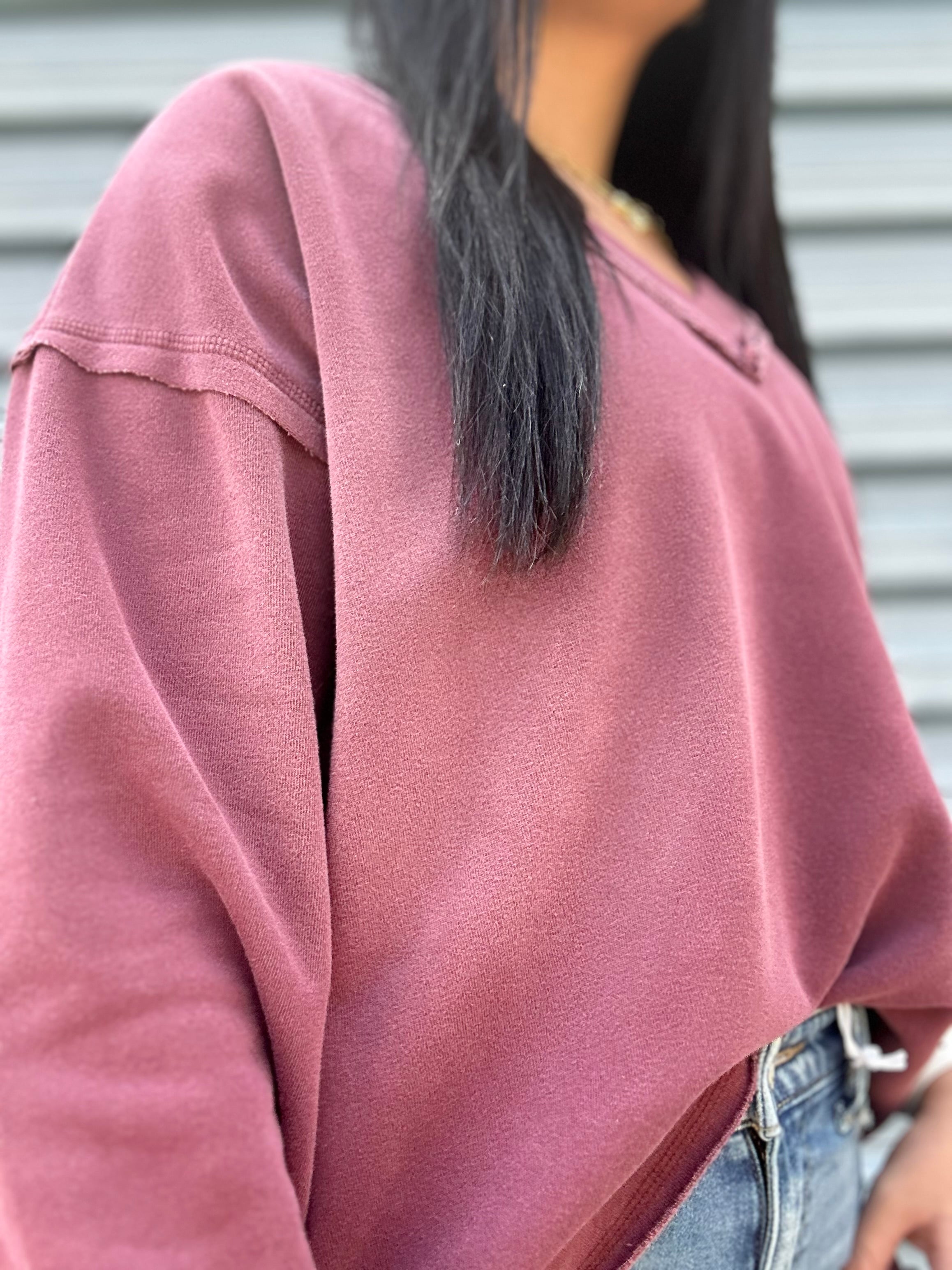 Relaxed V-Neck Pullovers