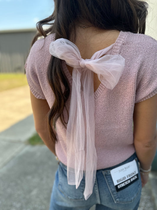 Soft bow sweater