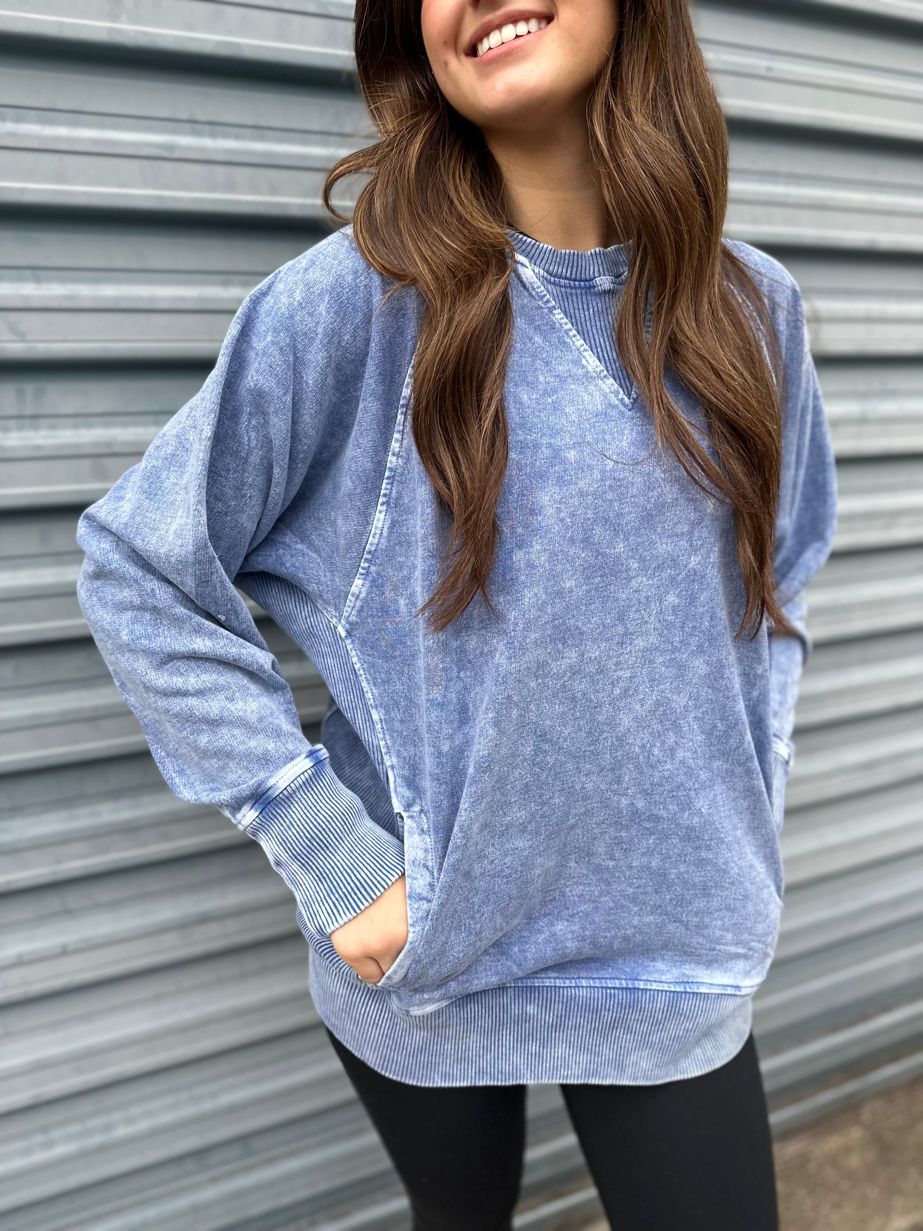 Halo Navy Washed Pullover